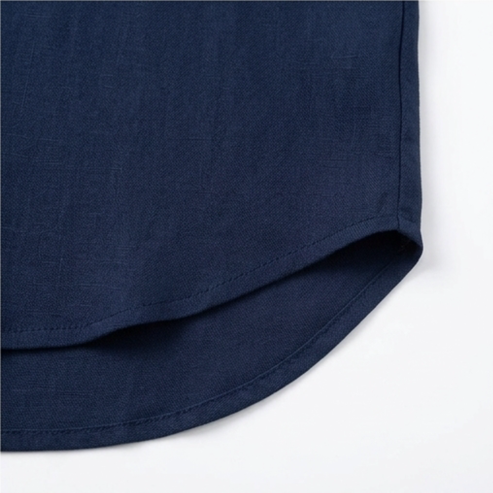 Linora | Blouse Col V à Ourlet Courbé