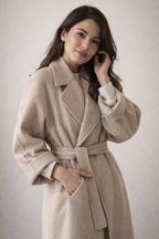 Manteau long femme coupe droite ceinturée, col à revers d'automne-hiver