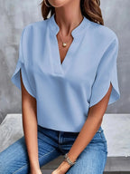Virginie | Blouse Bleu Ciel Col V