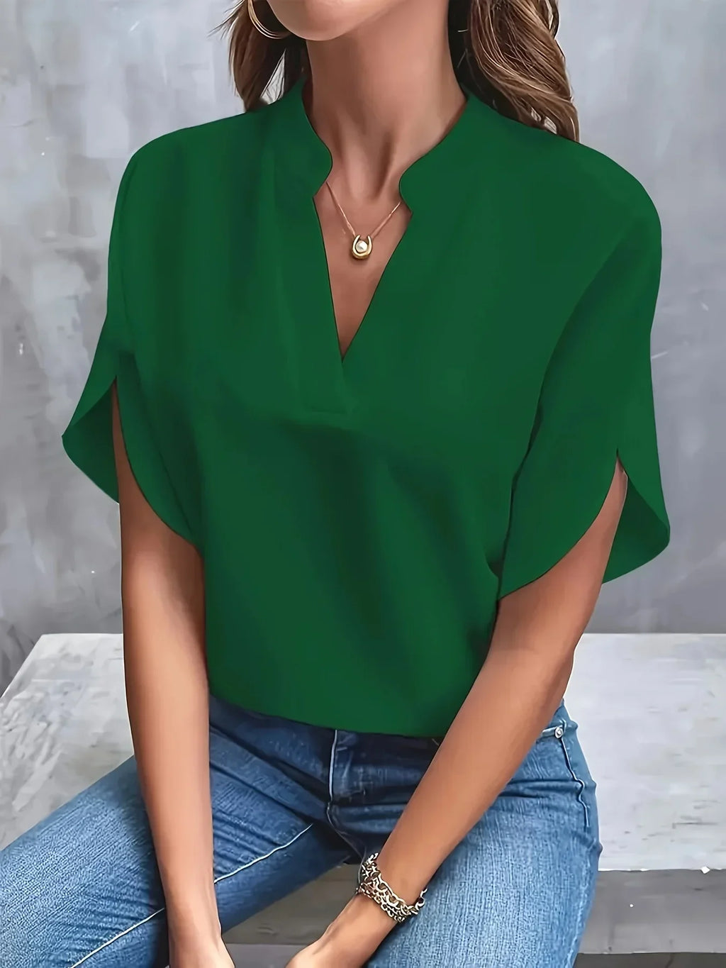 Virginie | Blouse Bleu Ciel Col V