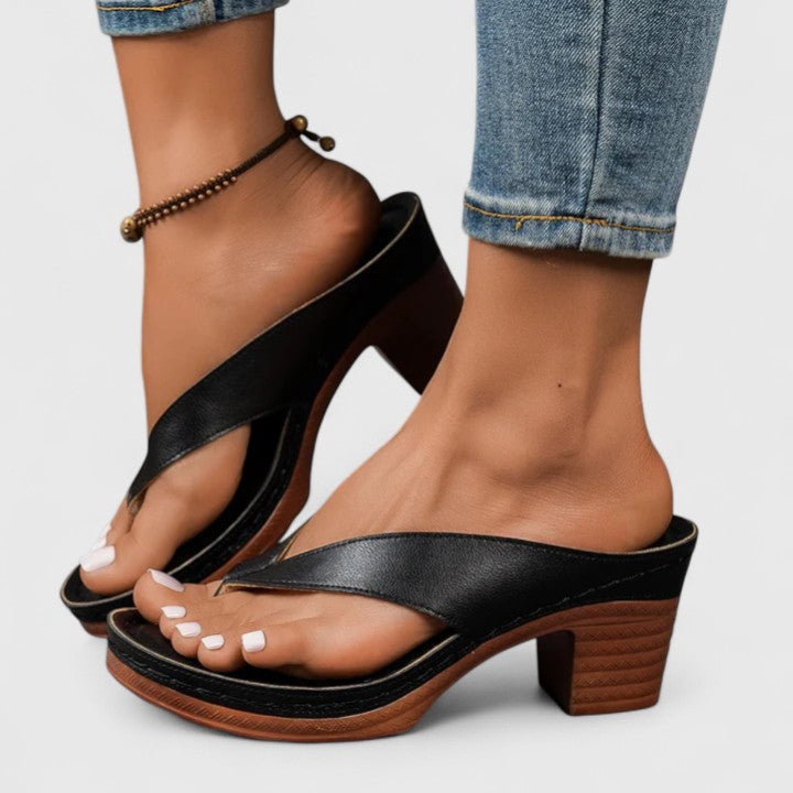 Escarpins femme orthopédiques à talon bloc — Noir