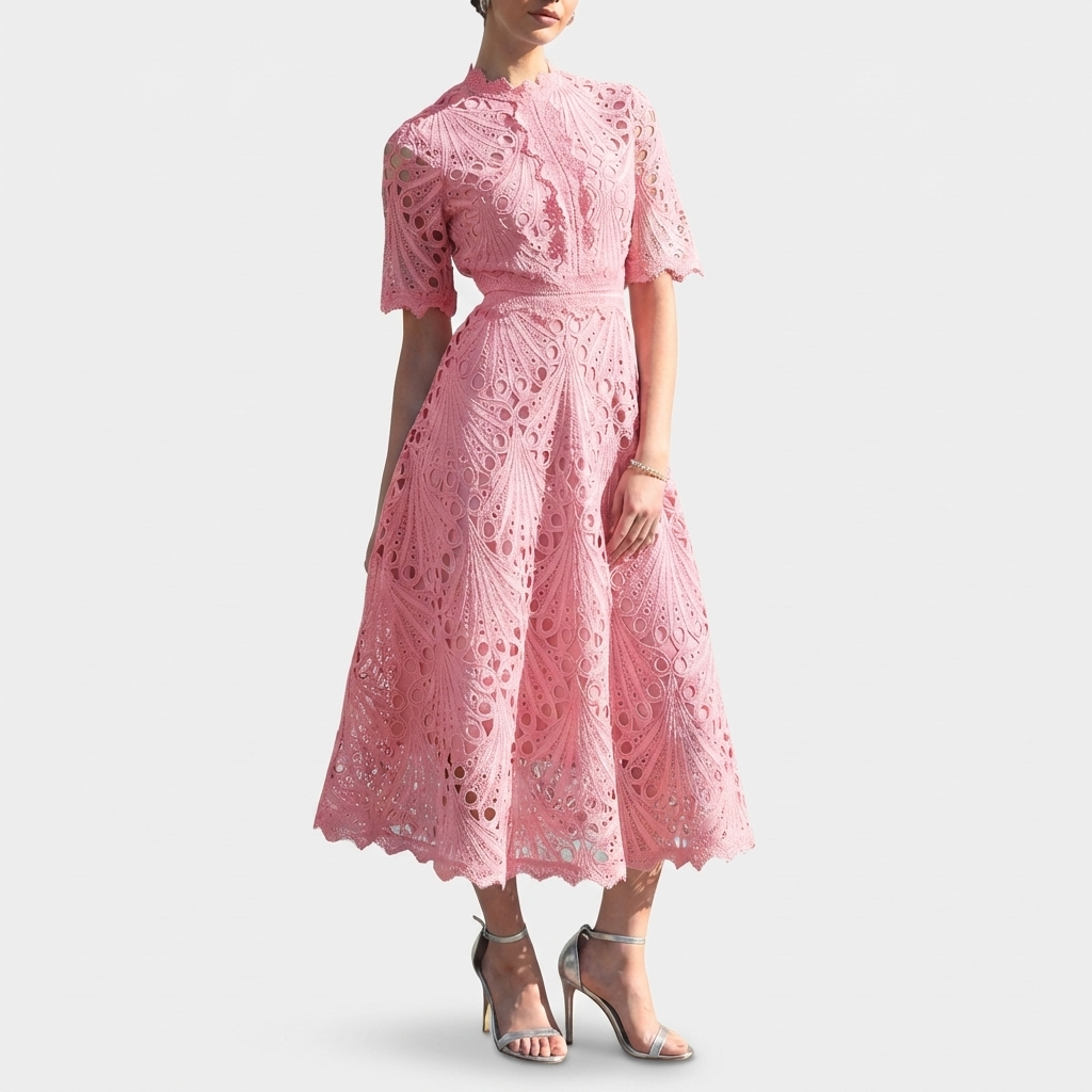 Rivaclo | Femme robe en dentelle col montant – manches courtes midi