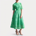 Rivaclo | Femme robe en dentelle col montant – manches courtes midi