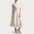 Rivaclo | Femme robe en dentelle col montant – manches courtes midi