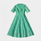 Rivaclo | Femme robe en dentelle col montant – manches courtes midi